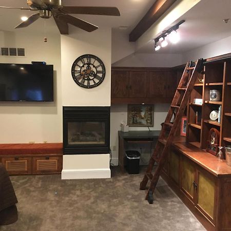 Lake Pointe Inn McHenry Εξωτερικό φωτογραφία