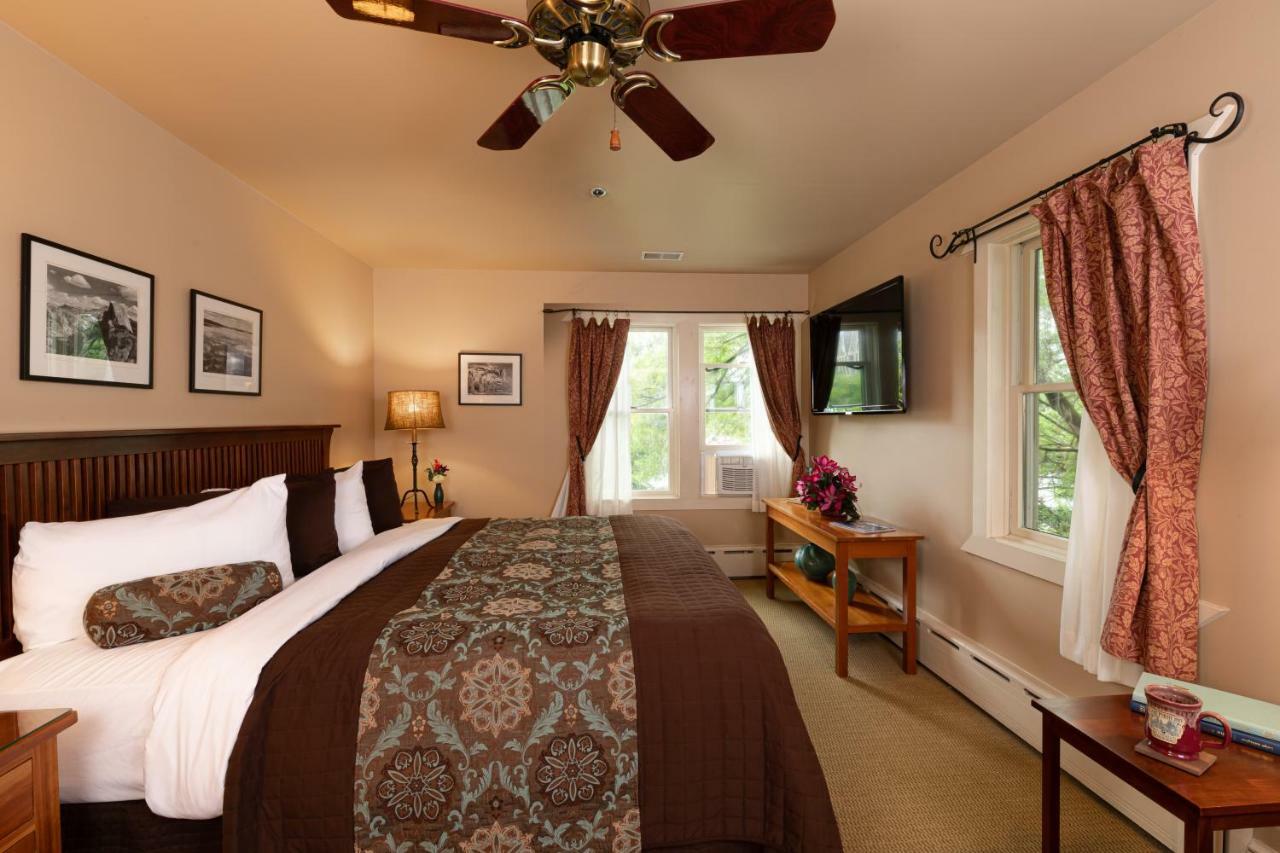 Lake Pointe Inn McHenry Εξωτερικό φωτογραφία