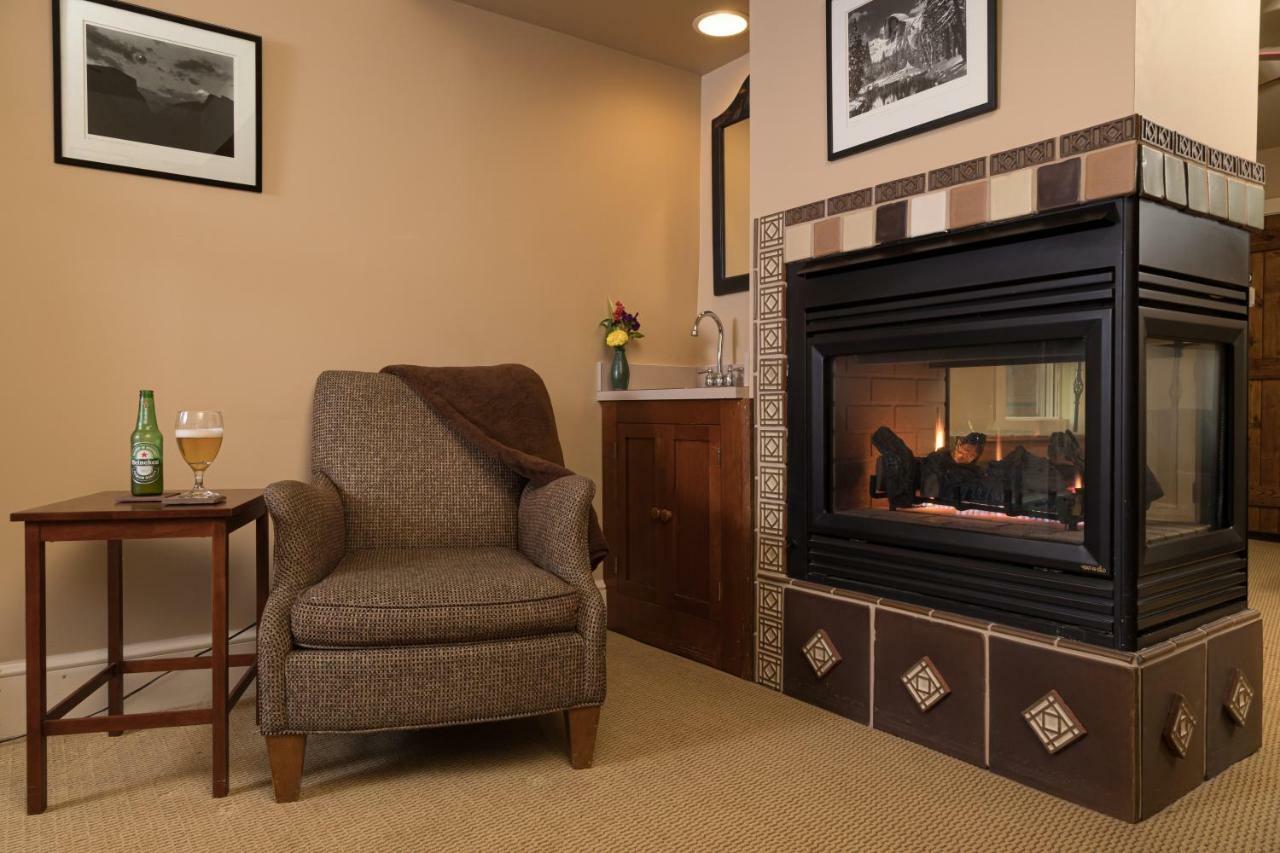 Lake Pointe Inn McHenry Εξωτερικό φωτογραφία