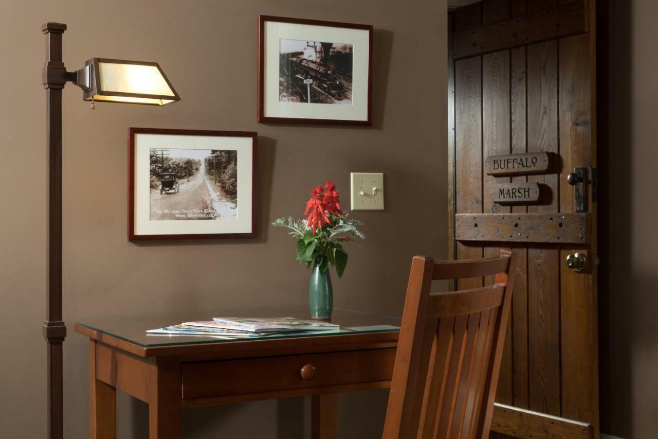 Lake Pointe Inn McHenry Εξωτερικό φωτογραφία