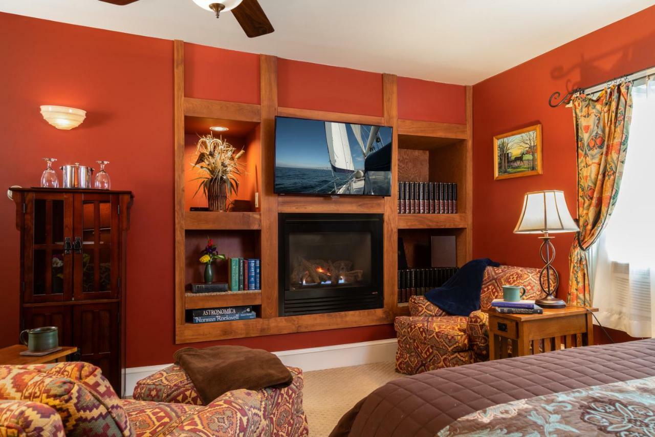 Lake Pointe Inn McHenry Εξωτερικό φωτογραφία